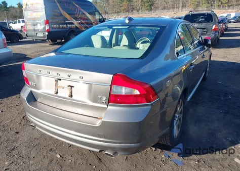 2011 Volvo S80 T6 z USA, uszkodzony, nr VIN YV1902AH8B1146628